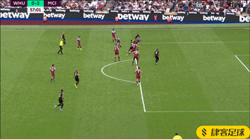 球星连续三次强硬打成