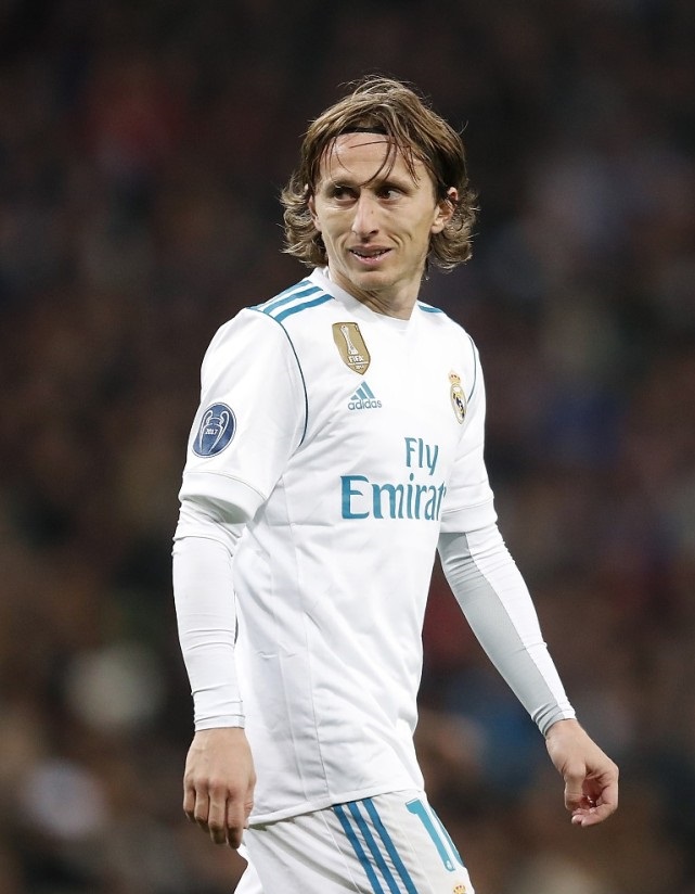 赵鹏：邵佳一人品很不错且性价比高，不行再归化两三个外援